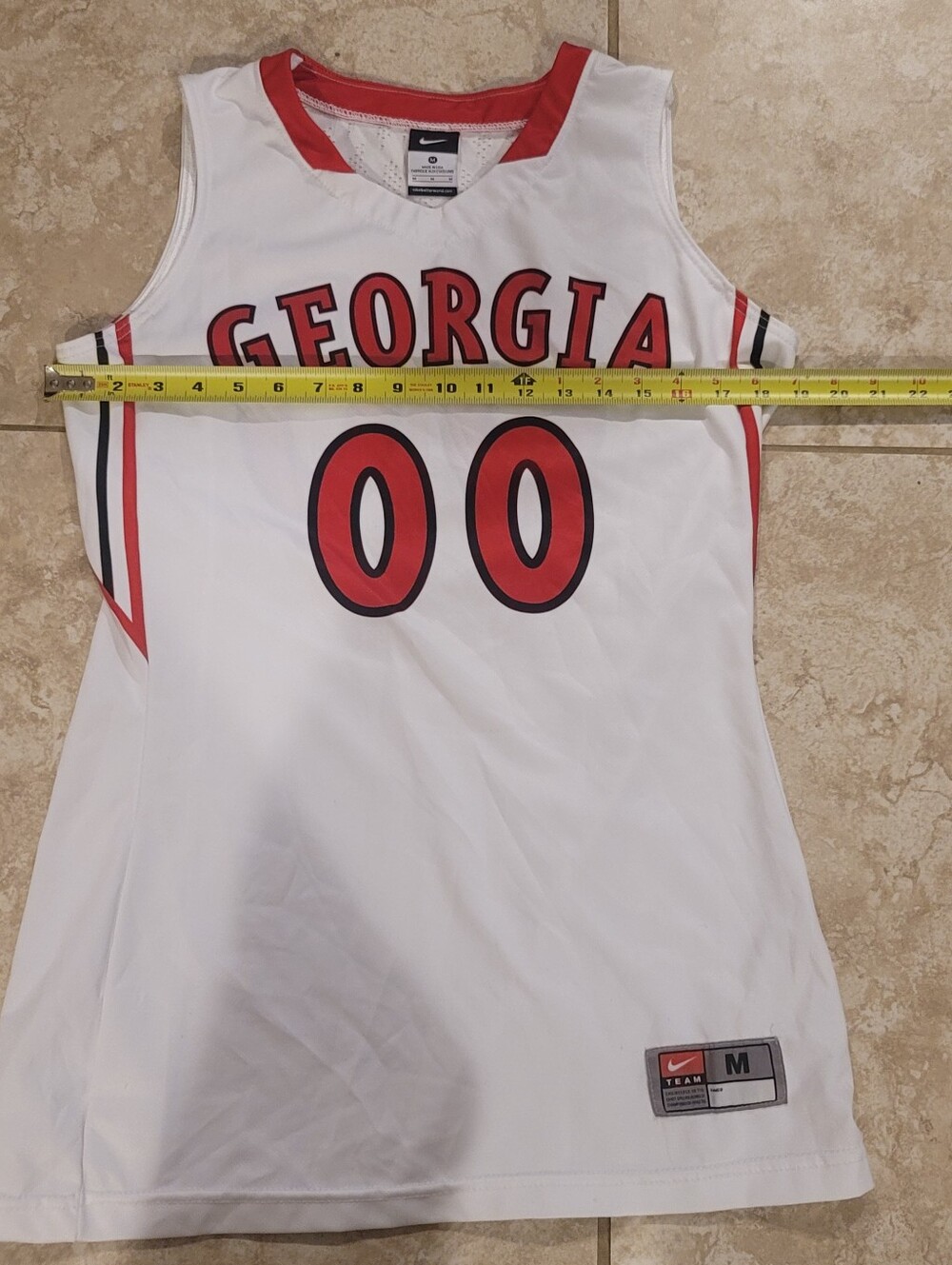 University of Georgia Bulldogs women basketball jersey. - Picture 9 of 10